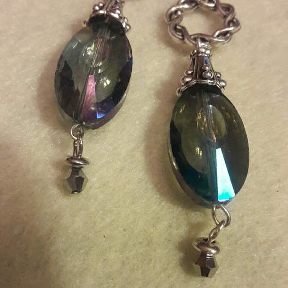 DebbBees #184.  Blue faceted drop dangle - Picture 5 of 6
